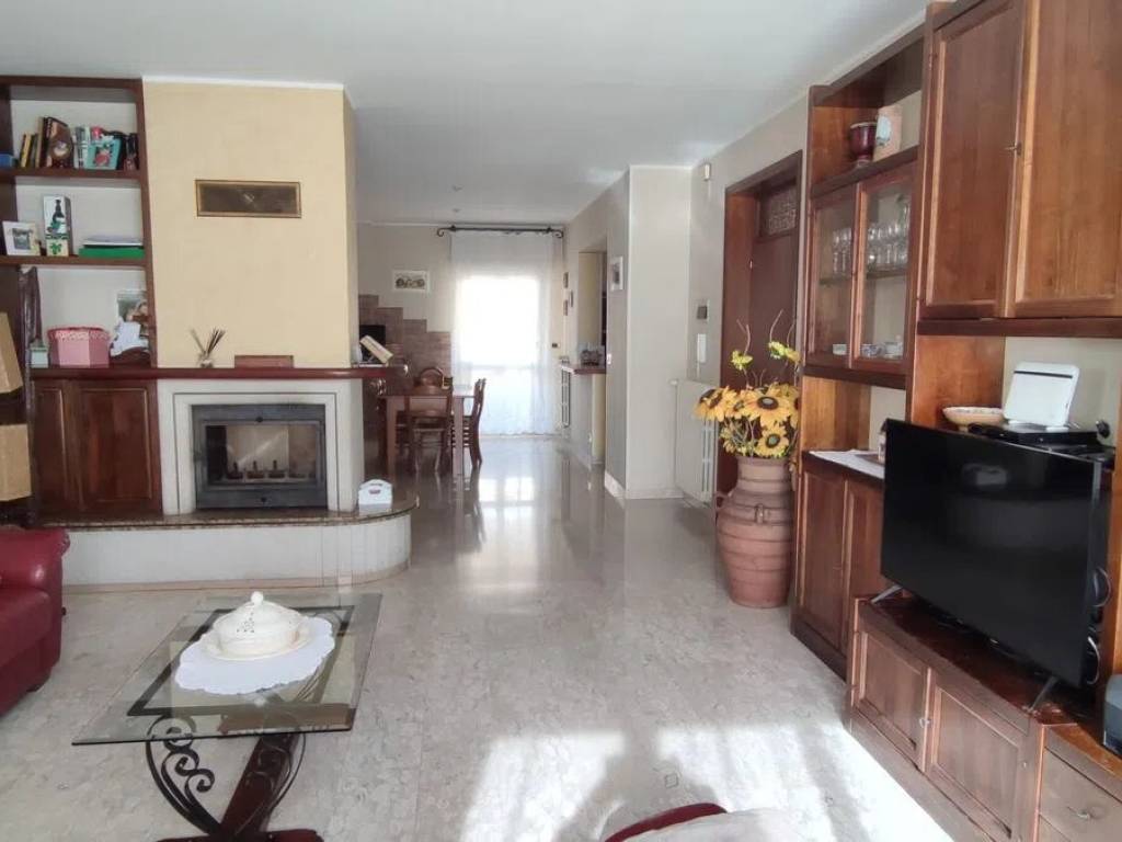 appartamento in vendita a Silvi in zona Silvi Marina