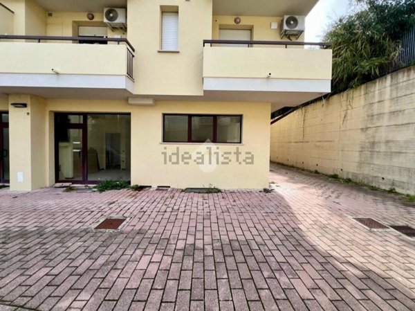 ufficio in vendita a Silvi