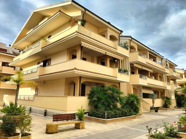 appartamento in vendita a Silvi in zona Silvi Marina