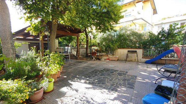 appartamento in vendita a Silvi in zona Silvi Marina