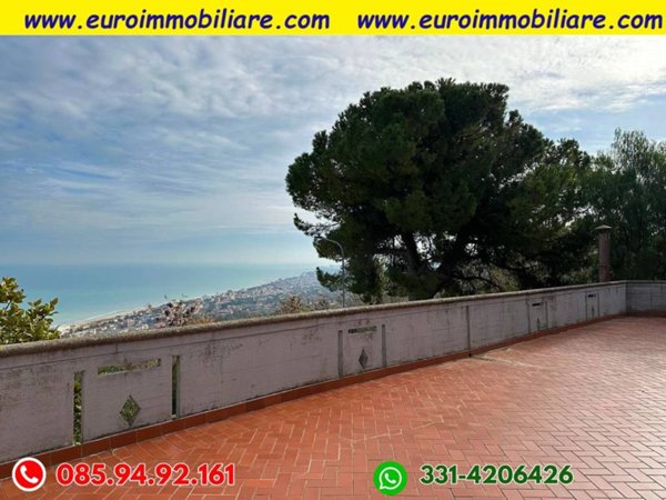 casa indipendente in vendita a Silvi