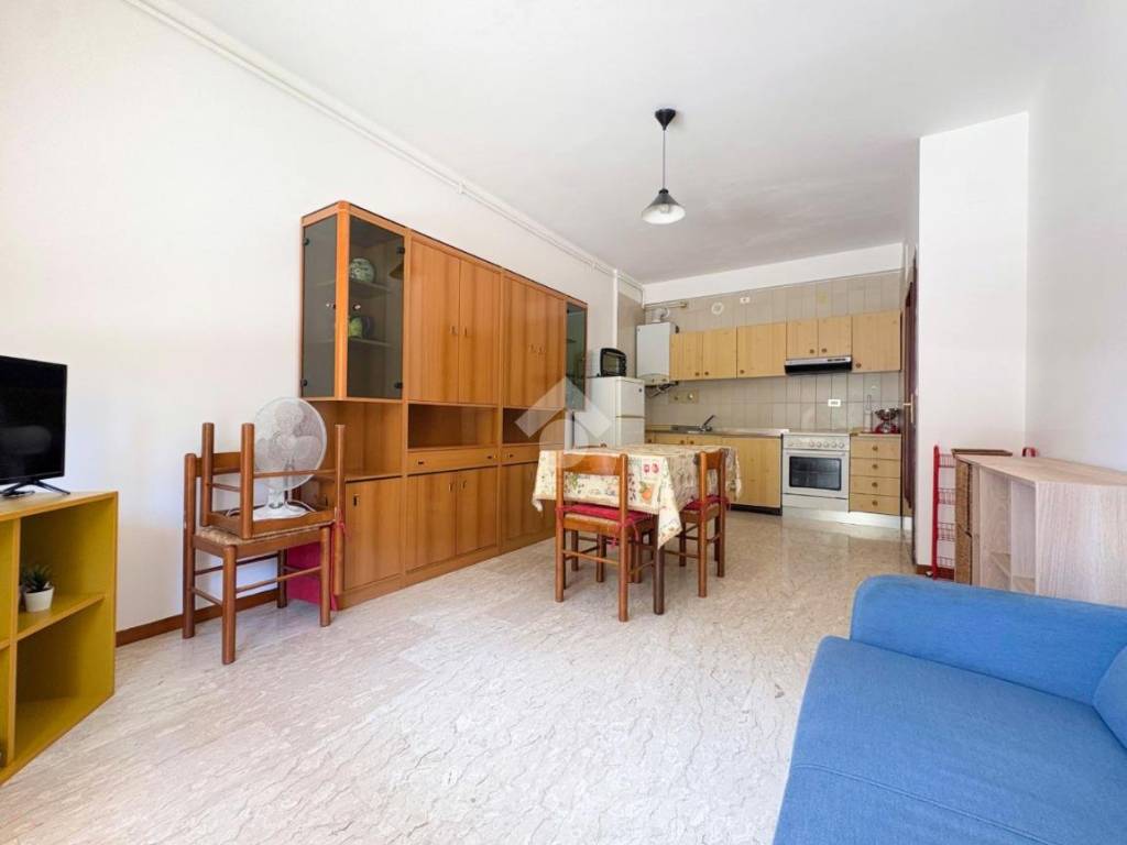 appartamento in vendita a Silvi in zona Silvi Marina