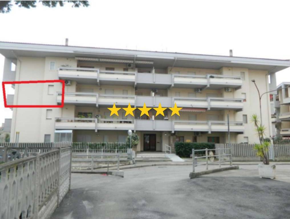 appartamento in vendita a Silvi in zona Silvi Marina
