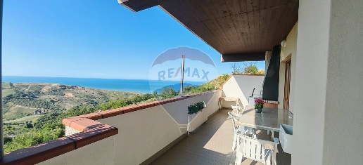 appartamento in vendita a Silvi in zona Silvi Paese