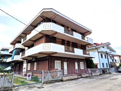 appartamento in vendita a Silvi in zona Silvi Marina