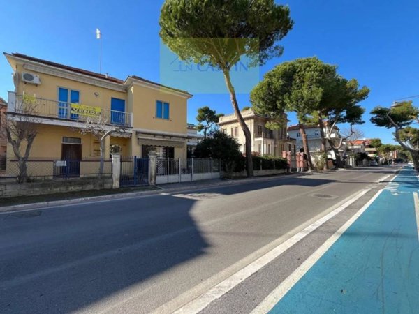 appartamento in vendita a Silvi in zona Silvi Marina