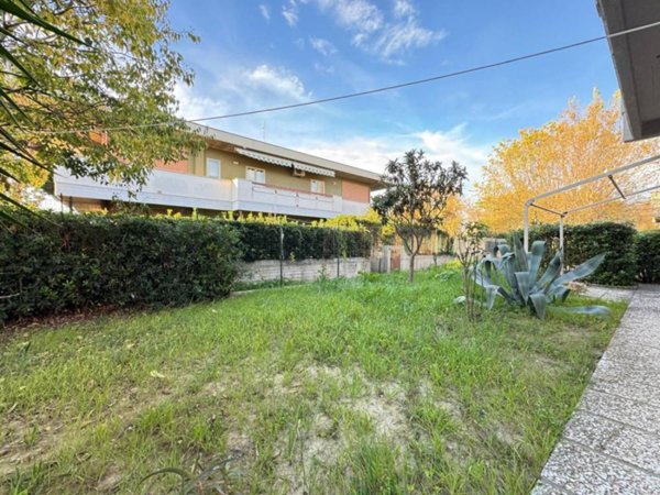 appartamento in vendita a Silvi in zona Silvi Marina