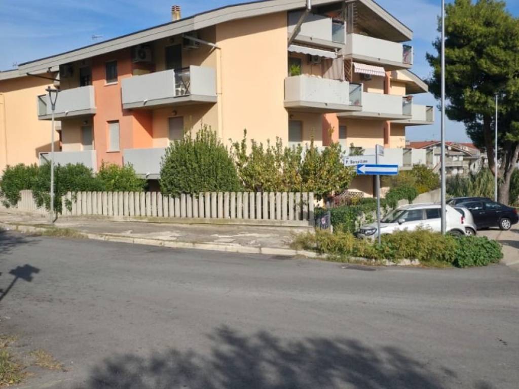 appartamento in vendita a Silvi in zona Silvi Marina