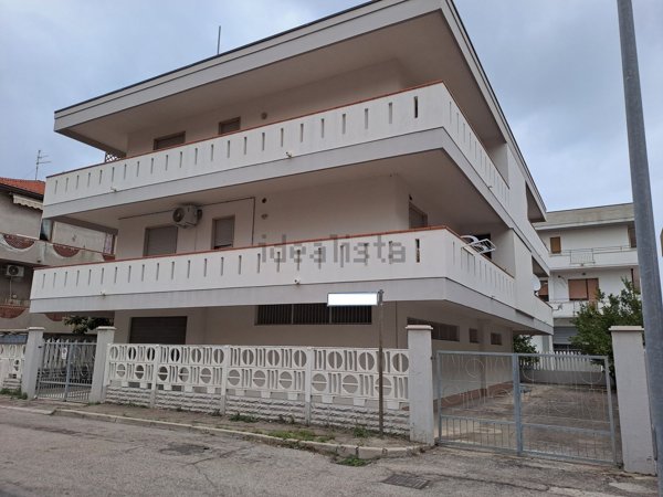 appartamento in vendita a Silvi in zona Silvi Marina