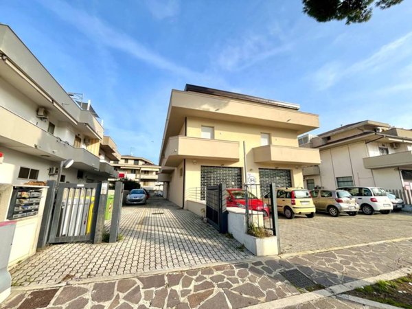 appartamento in vendita a Silvi