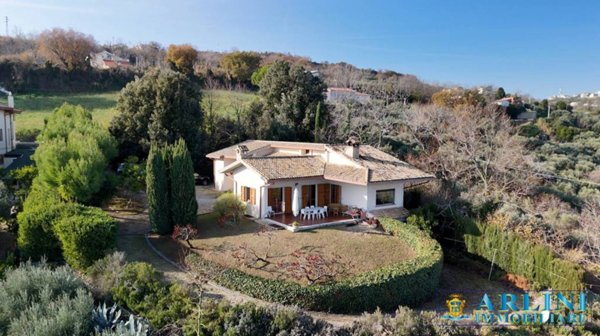 casa indipendente in vendita a Silvi in zona Silvi Marina