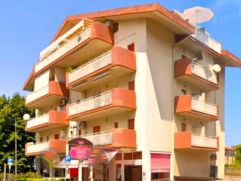 appartamento in vendita a Silvi in zona Silvi Marina