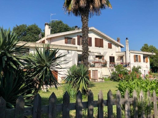 casa indipendente in vendita a Silvi in zona Pianacce