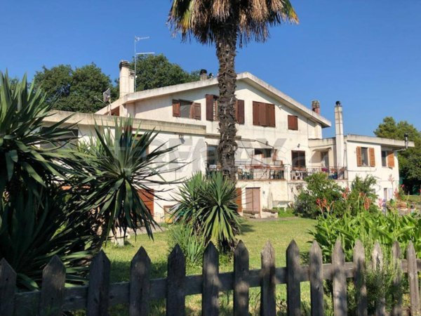 appartamento in vendita a Silvi in zona Santo Stefano