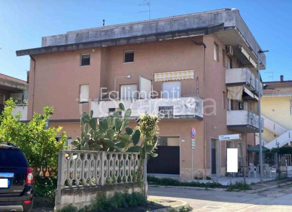 appartamento in vendita a Silvi in zona Silvi Marina