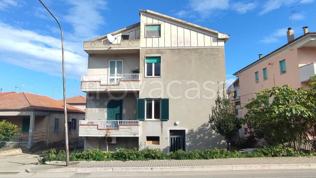 appartamento in vendita a Silvi in zona Silvi Marina