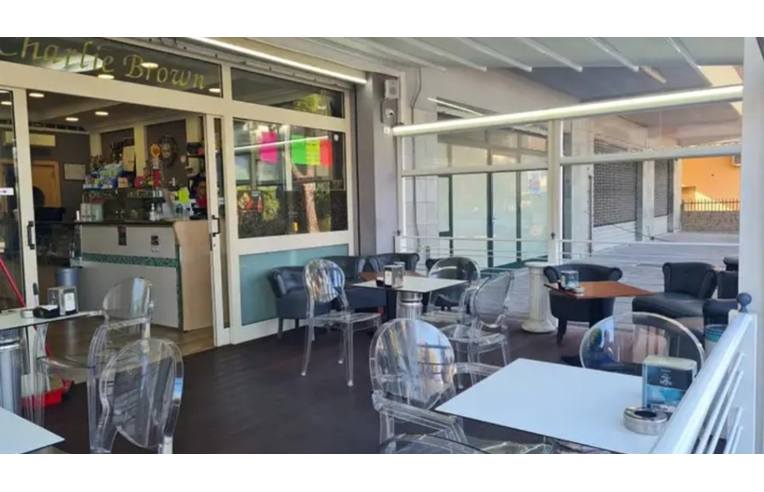 negozio in vendita a Silvi in zona Silvi Paese