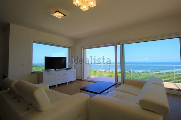 casa indipendente in vendita a Silvi in zona Silvi Marina