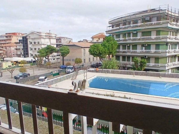 appartamento in vendita a Silvi in zona Silvi Marina