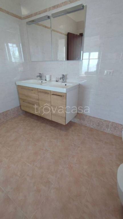 casa indipendente in vendita a Silvi