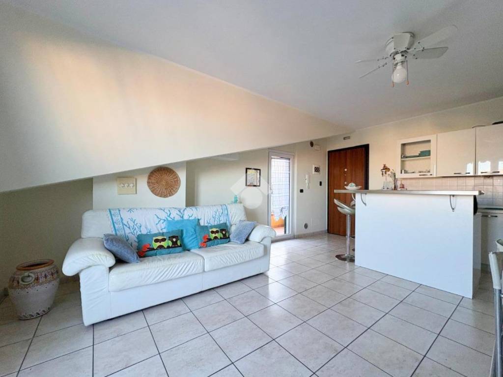 appartamento in vendita a Silvi in zona Silvi Marina