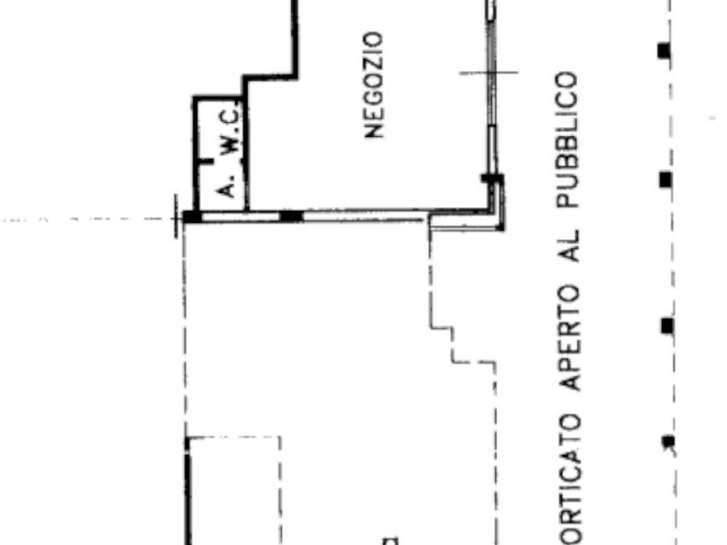 negozio in vendita a Silvi in zona Silvi Marina