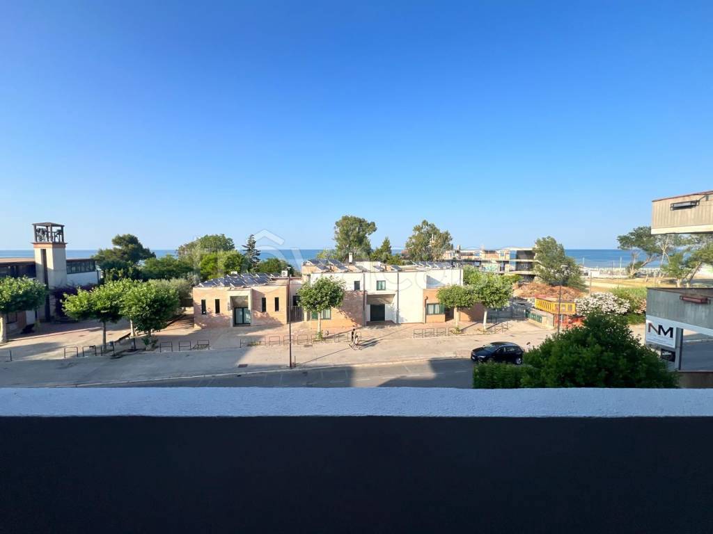 appartamento in vendita a Silvi in zona Silvi Marina