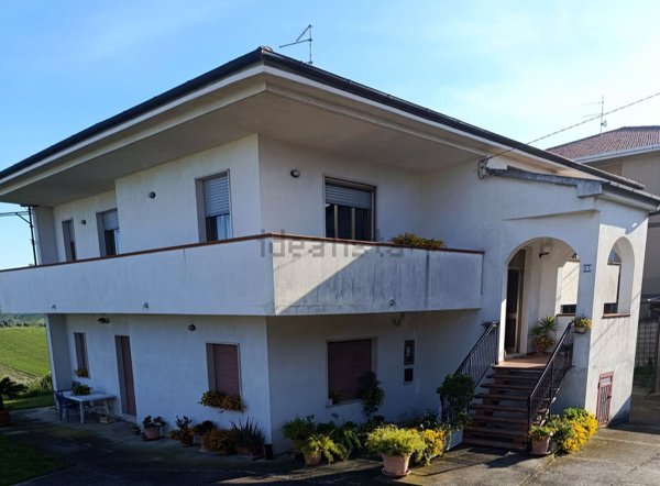 casa indipendente in vendita a Silvi in zona Silvi Marina