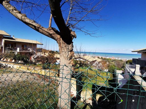 terreno edificabile in vendita a Silvi in zona Silvi Marina