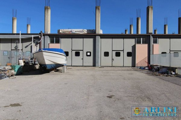 appartamento in vendita a Silvi in zona Silvi Marina