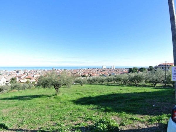 terreno edificabile in vendita a Silvi in zona Santo Stefano