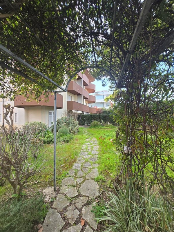 appartamento in vendita a Silvi in zona Silvi Marina