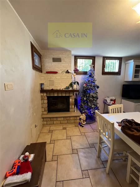 casa indipendente in vendita a Silvi in zona Silvi Marina