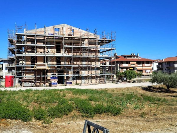 appartamento in vendita a Silvi in zona Silvi Marina