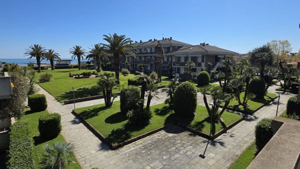 appartamento in vendita a Silvi in zona Silvi Marina