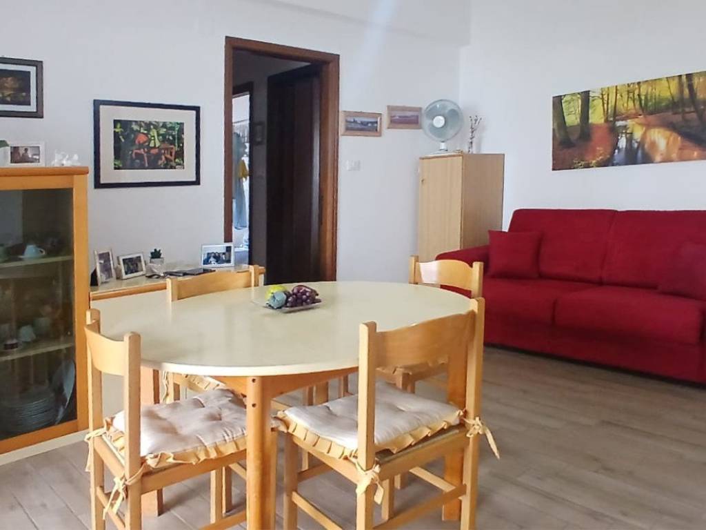 appartamento in vendita a Silvi in zona Silvi Marina