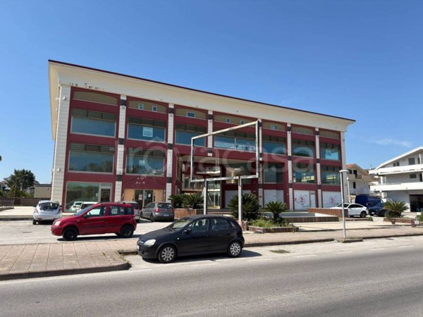 appartamento in vendita a Silvi in zona Silvi Marina