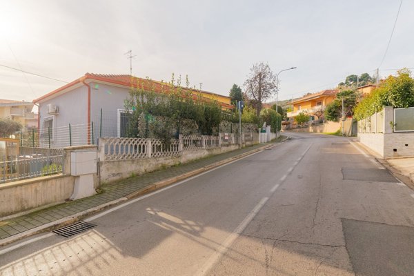 casa indipendente in vendita a Silvi in zona Santo Stefano