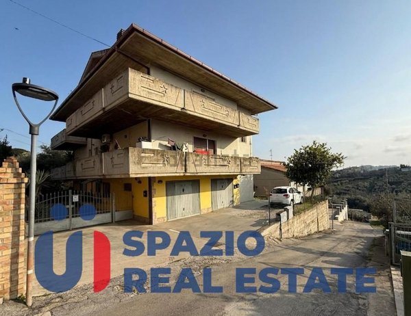 casa indipendente in vendita a Silvi in zona Santo Stefano