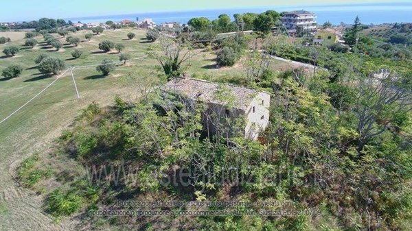 terreno edificabile in vendita a Silvi