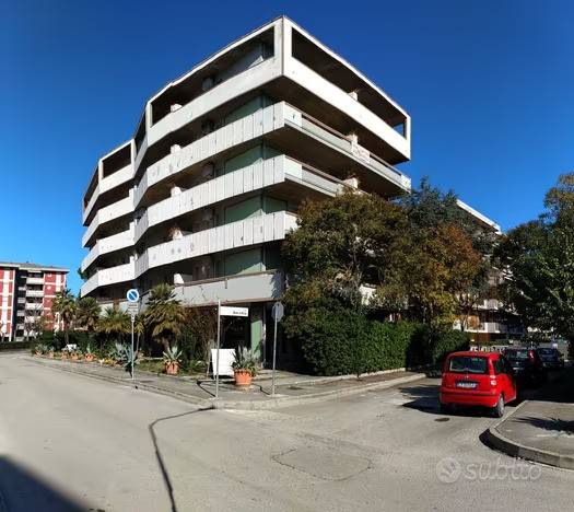 appartamento in vendita a Silvi in zona Silvi Marina
