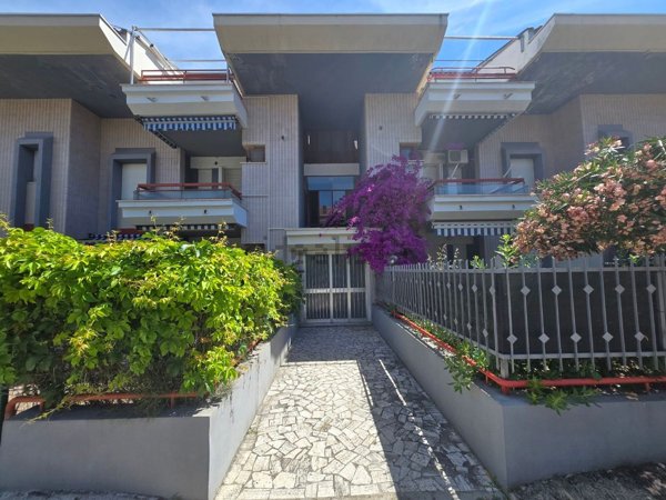appartamento in vendita a Silvi in zona Silvi Marina