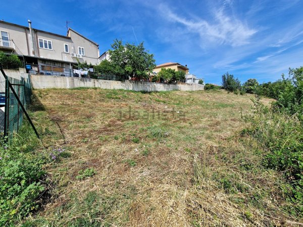 terreno edificabile in vendita a Silvi in zona Silvi Paese