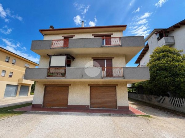 casa indipendente in vendita a Silvi in zona Silvi Marina