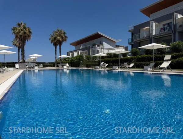 appartamento in vendita a Silvi in zona Silville