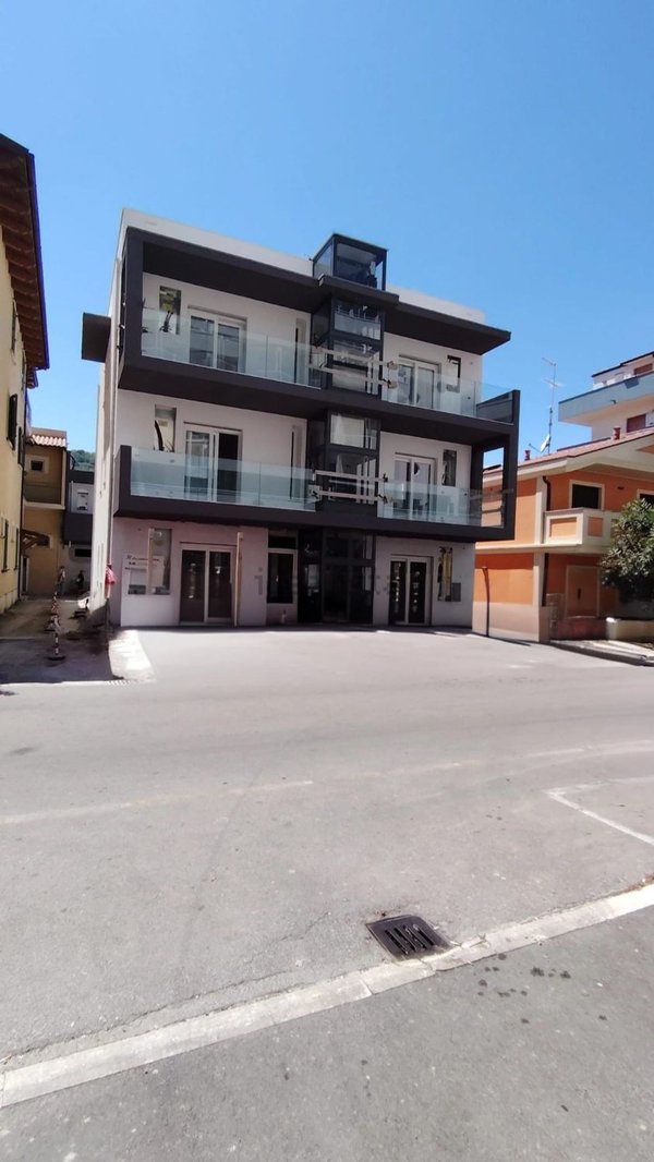appartamento in vendita a Silvi in zona Silvi Marina