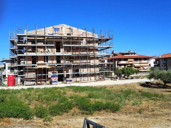 appartamento in vendita a Silvi in zona Silvi Marina