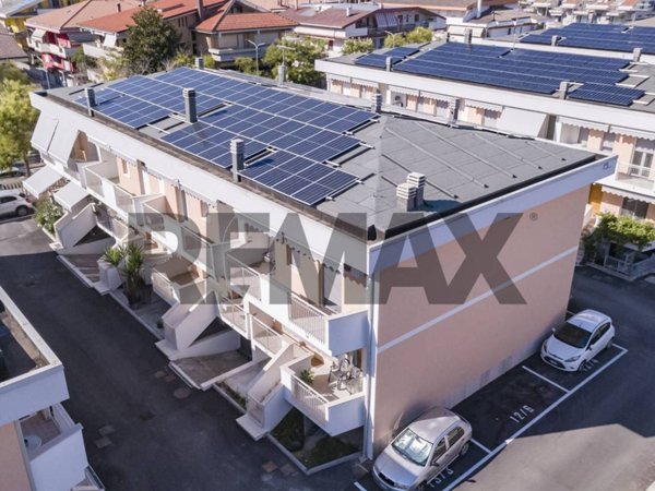 appartamento in vendita a Silvi in zona Silvi Marina