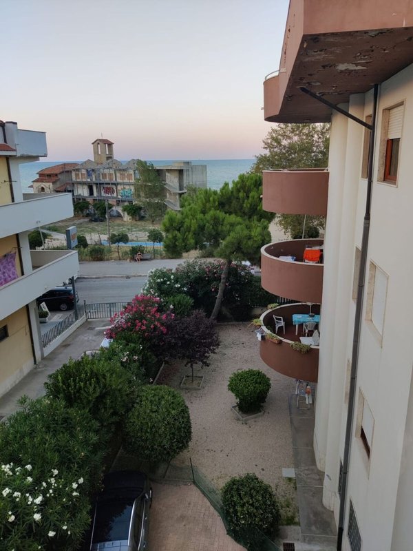 appartamento in vendita a Silvi in zona Silvi Marina