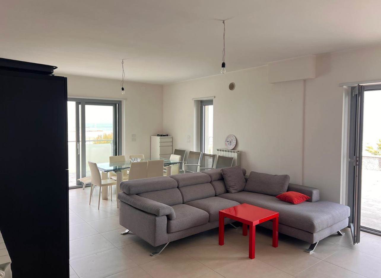 appartamento in vendita a Silvi in zona Silville